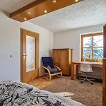 2 Bedroom Gorgeous In 度假居