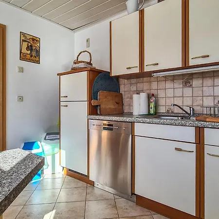 2 Bedroom Awesome In Сasa de vacaciones