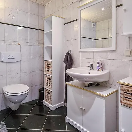 2 Bedroom Awesome In