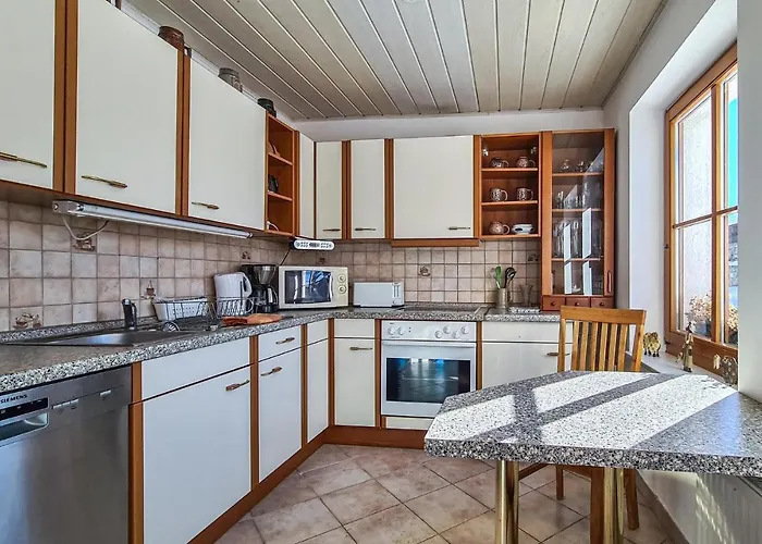 2 Bedroom Awesome In Kranichfeld
